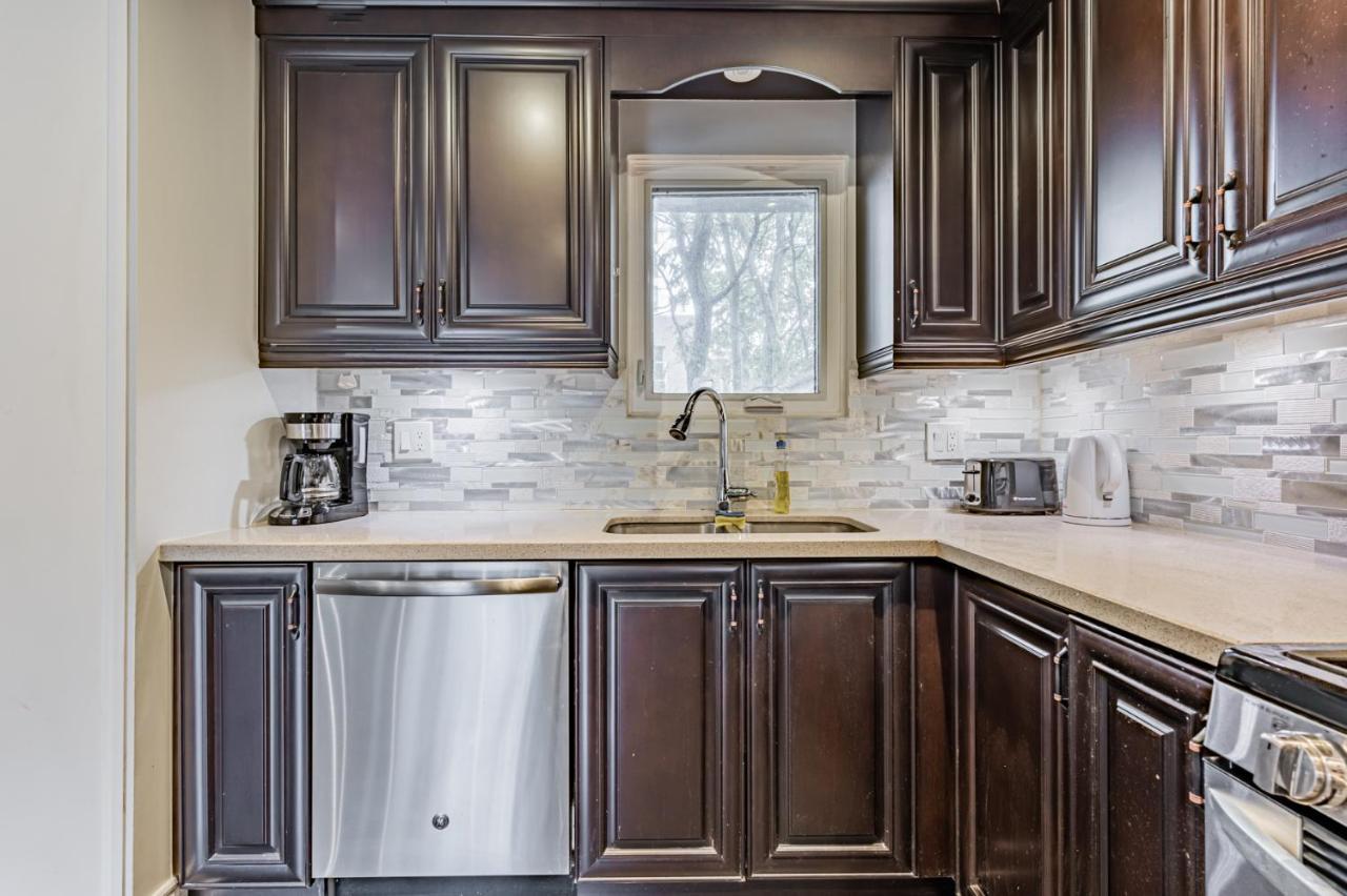 טורונטו Beautiful Property In Downtown Core Close To Subway Station! מראה חיצוני תמונה