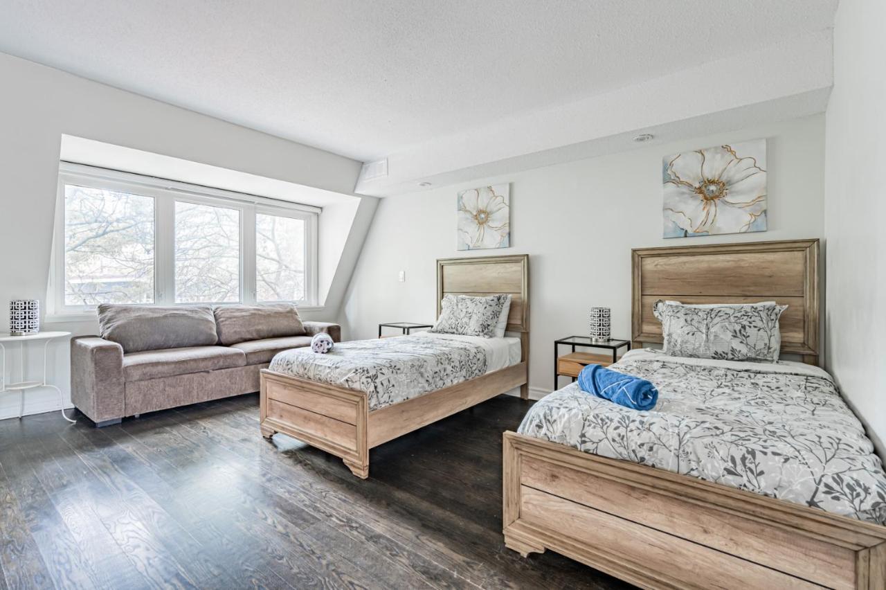 טורונטו Beautiful Property In Downtown Core Close To Subway Station! מראה חיצוני תמונה