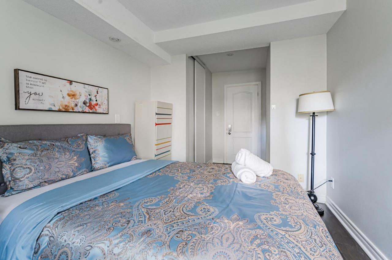 טורונטו Beautiful Property In Downtown Core Close To Subway Station! מראה חיצוני תמונה